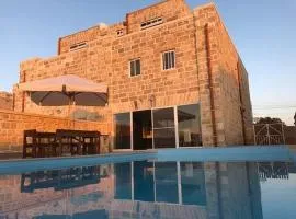 Villa Mercury