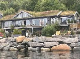 Småstranda Fjord Lodge