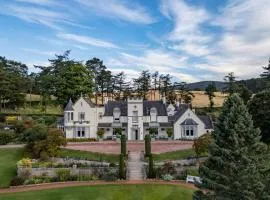 Douneside House