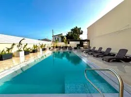Villa Encanto - Private Heated Swimming Pool for winter months 5Bedroom