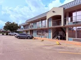 Discovery Inn Lafayette Airport I-10