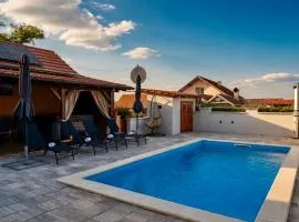 Holiday House Renata