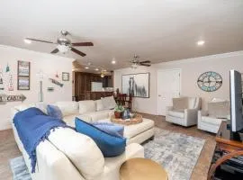 Lakeside Chalet w Game Room & Private Boat Slip