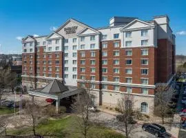Embassy Suites by Hilton Cleveland Rockside
