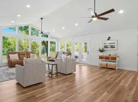 The Ozark Acre 6BDR Lakefront