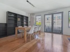 Luxe, Modern Double B&B Apartment in Jordaan