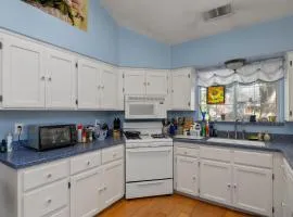 Browser One Apartment