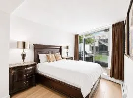 Modern 2BR Luxury Apartment - Amazing Location, Steps To Everything!