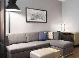Hyatt Place Dallas Park Central