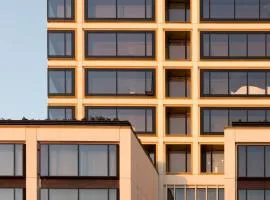 Nester Finn Suites Entertainment District Toronto