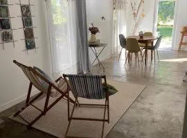 Plain-pied 90m2 jardin ombragé avec terrasse