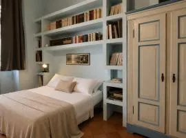 Room 34 by "The House Of Travelers"