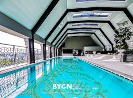 Paxtonz Premium Suites Petaling Jaya by BYON, hotel di Petaling Jaya