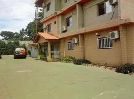 Amitie Hotel