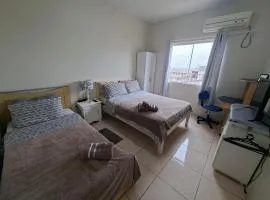 Apart próximo a Unimed, Catedral e HSA com 2 quartos com 2 ARES e garagem