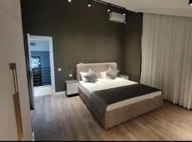 Rich House