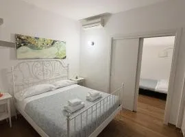 Moderno Apt x4, 5 min da Ponte Vecchio, AC, Wi-Fi