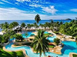 Elegant Beachfront Studio In Monarca Ixtapa
