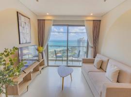 The S&oacute;ng OceanView 5 Stars Apartment Vung T&agrave;u - Căn Hộ Du Lịch Biển nghỉ Dưỡng 5 Sao Vũng T&agrave;u - Linh House, hotel in Vung Tau