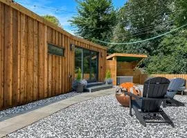 Den Two - Uk52254
