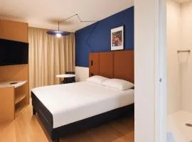ibis Lyon Est Bron