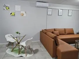 Bonnie House Safubi