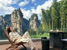 Zhangjiajie YOMO Retreat--Best Avatar Mount View, Free shuttle service to south gate of the forest park,Free Fresh Coffee,Free Self-Service Laundry & Drying, Entrance Ticket Serivce,Wholesome food,Travel Guide