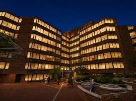 Global Luxury Suites at Georgetown