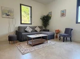 T2 lumineux & cosy avec parking privé gratuit sur les hauteurs de Bastia