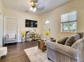 Sunny Hemet Escape w/ Covered Porch & Fire Pit