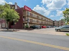 Red Roof Inn York Downtown
