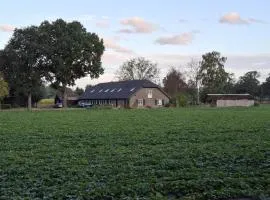 De Strijpse Hoeve, een ruime woning in de Peel