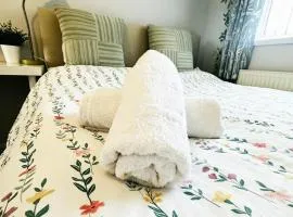 2 Cozy Double Bed Rooms-Cardiff-Quiet Llandaff Area-Free Parking-Fast Wifi