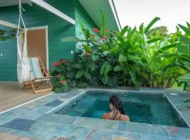 Namaitamí Casa Hermosa con AC y piscina a Solo 650 Metros del Parque Nacional Cahuita