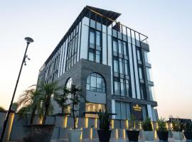 Mohali में, होटल Emerald Luxe A Boutique Hotel Chandigarh Mohali