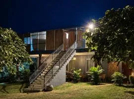 Oxy Village Resort by DeVerveil