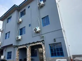 Manors courtyard and hotel