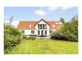 Awesome Home In Haslev With Kitchen