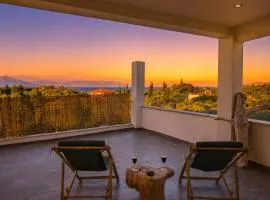 Spacious Family Villa with Outdoor Cinema & Sea View