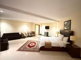 RockCliff Resort Executive Room at Kashmir Point - 10 Min to Mall Road
