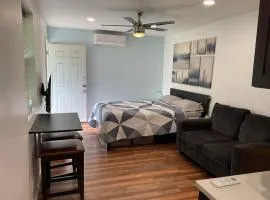 Luxury Studio 5 min from Lambert Int'l Airport