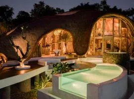 The Orca Nusa Penida - Sanctuary for Two