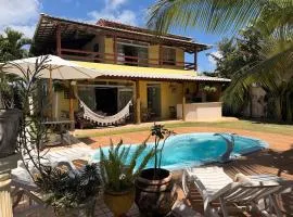 Villa Amarela