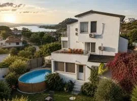Villa with private pool and unique sea view in Çeşme
