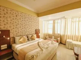 Hotel Maurya Palace