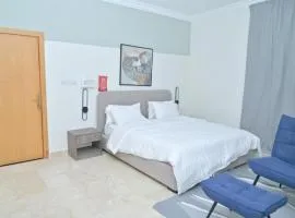 Modern & New furnished Apartments - 10 Mins Drive to Beach
