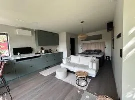 New & modern guest house 70 metres from the fjord