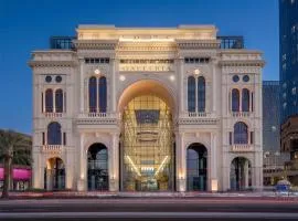 The Hotel Galleria Jeddah, Curio Collection by Hilton