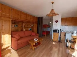 Appartement au calme au pied des pistes vue montagne