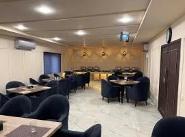 Hotel Avalon Suites Multan